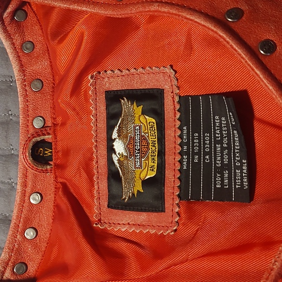 Harley Davidson distressed Red Leather embossed vest - Picture 5 of 5